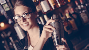 Read more about the article Tudo sobre mulheres bartenders